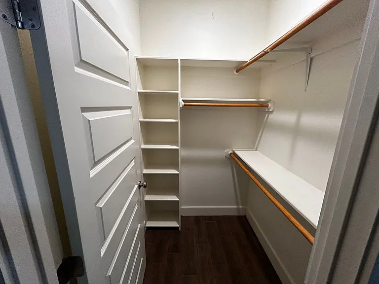 1209 Pinot Dr — Photo 11