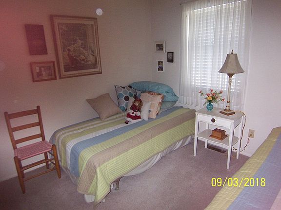 2nd image of 23 Shorewood Dr N
