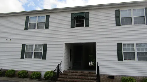 200 Largo Ct Photo 1