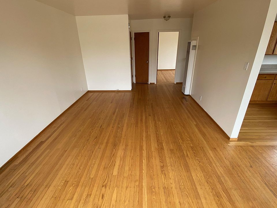 1st image of 1301 40th Ave APT 2