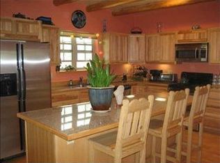 123A Carbajal Rd #UNIT, Taos, NM 87571