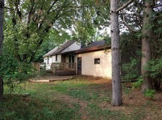 1528 Larrys Dr, Stevens Point, WI 54482