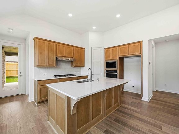 7th image of this home