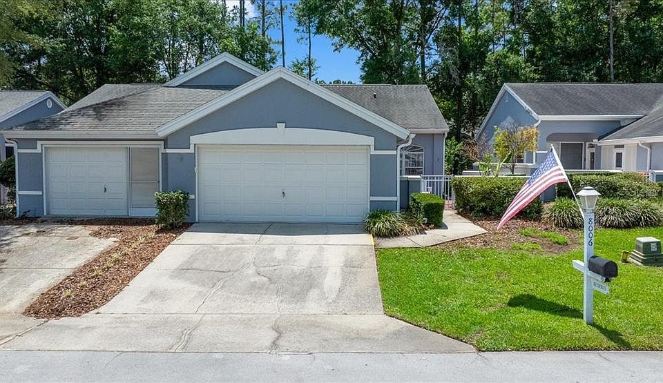 1st image of 8006 SW 115th Loop