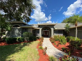 695 Samantha Dr, Palm Harbor, FL 34683