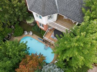990 Glenbourne Dr, Oshawa, ON L1K 2P9