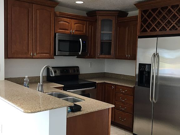 4th image of 10075 NW 54th Ter
