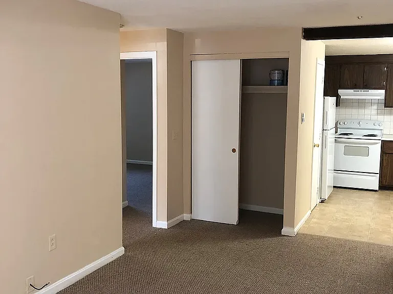 Barker Avenue Apartments — Photo 5