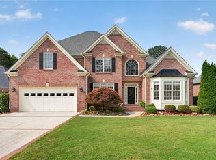 3913 Springtree Ln, Hoschton, GA 30548