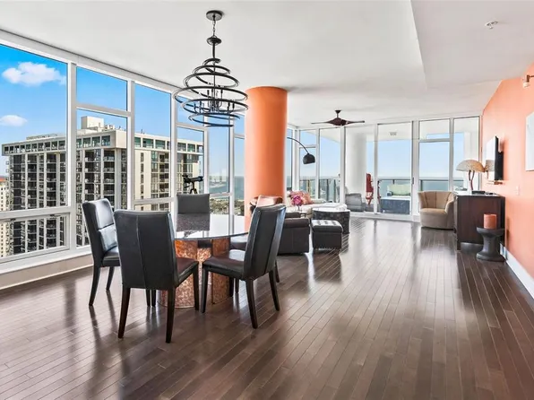 175 1st St S APT 2608, Saint Petersburg, FL 33701