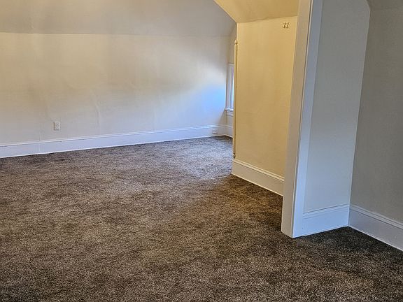 4th image of 145 E North St Floor 3