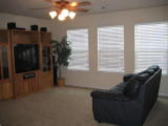 5th image of 4203 Mount Vinson Way
