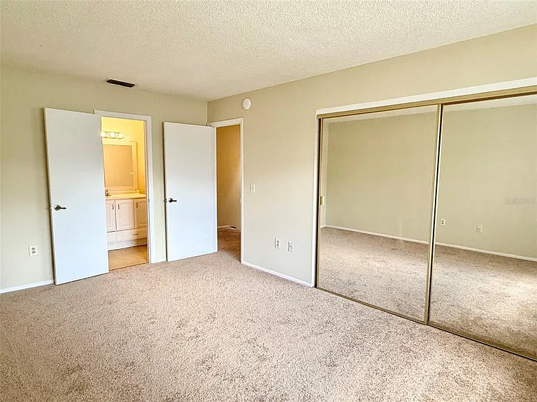 4562 Pheasant Run Dr #9B — Photo 15