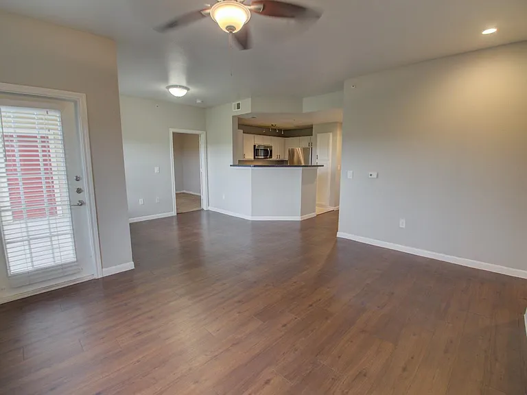 2320 Gracy Farms Ln #1332 — Photo 7