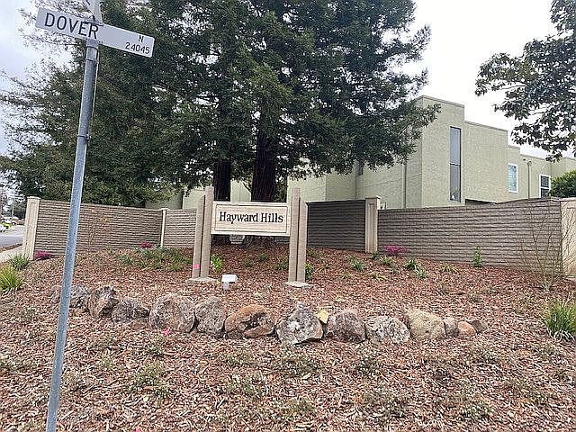 Hayward Hills condo complex