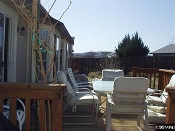 5th image of 375 Nicole Dr