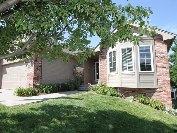 4908 Fountain Dr, Bellevue, NE 68133