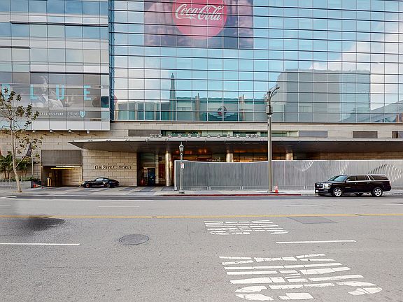 3rd image of 900 W Olympic Blvd Unit 33B