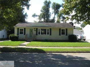 1311 N Briarfield Dr, Lansing, MI 48910