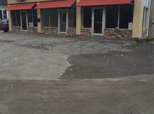 5300 S Salina St, Syracuse, NY 13205