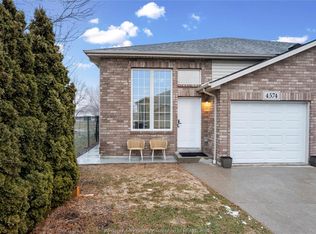 4574 Tumbleweed Cres, Windsor, ON N9G 3C2