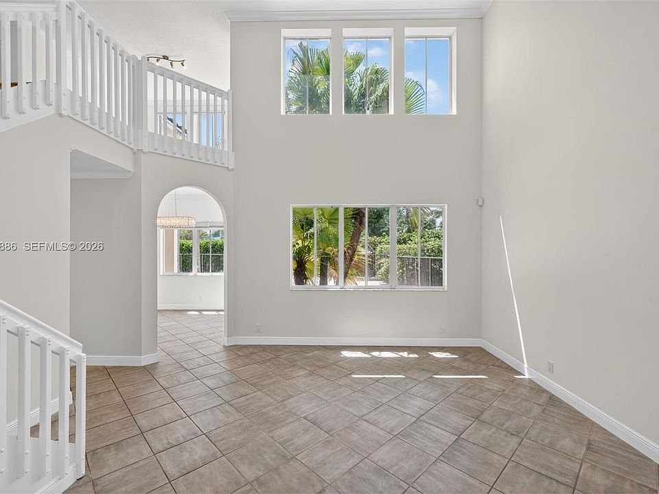 1st image of 1115 Camellia Cir #1115