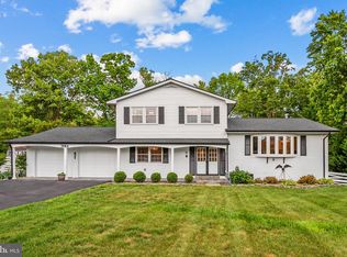 3914 Rive Dr, Alexandria, VA 22309