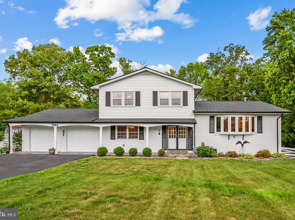 3914 Rive Dr, Alexandria, VA 22309