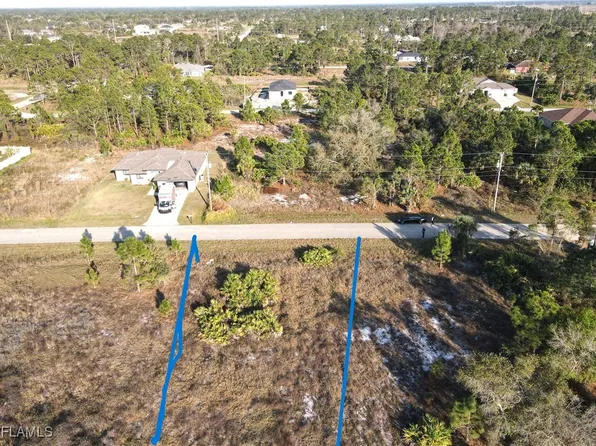 1038 Bassinger Ave S, Lehigh Acres, FL 33974