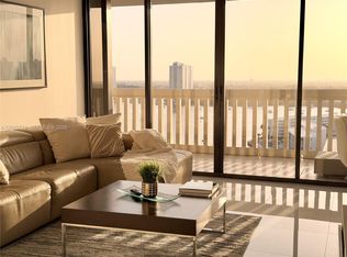 1000 W Island Blvd APT 1911, Aventura, FL 33160
