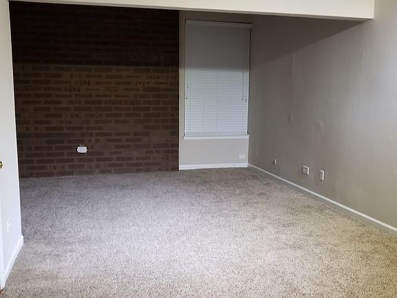 4th image of 1239 E Prairie Brook Dr APT A
