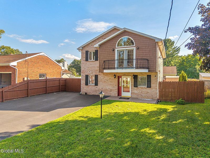 3rd image of 30 Ivaloo Avenue