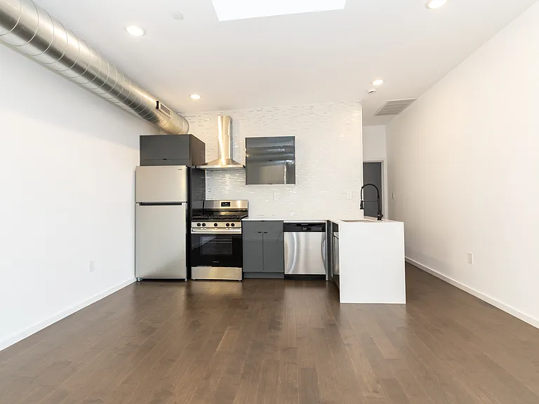 620 Diamond St #3 — Photo 8