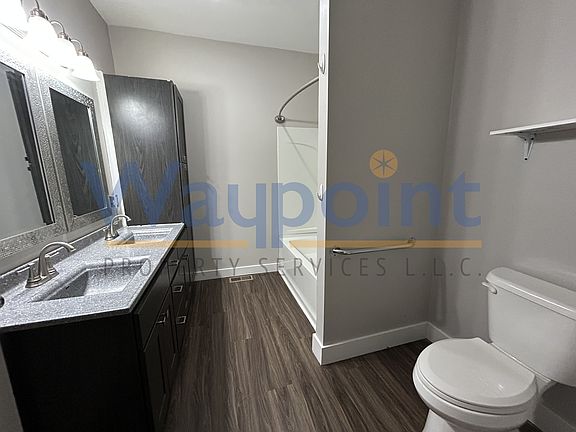 5th image of 106 W Main St #3