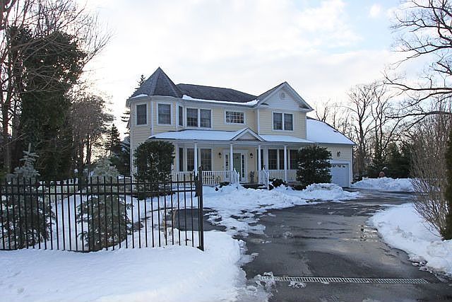 1st image of 11 Preston Ave