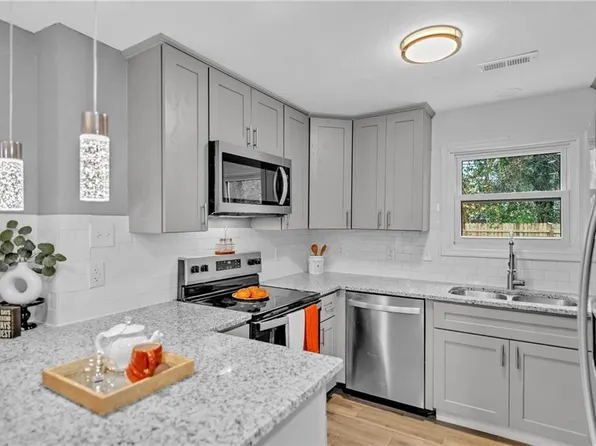 1233 25th St, Newport News, VA 23607