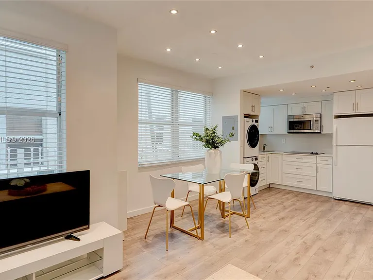 1550 Drexel Ave #101 — Photo 15