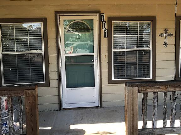 5th image of 701 E Sandstone St