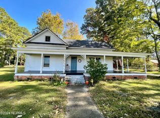 6741 Fire Department Rd, Williamston, NC 27892