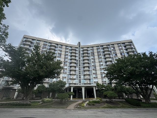 1st image of 20 N Tower Rd APT 5B