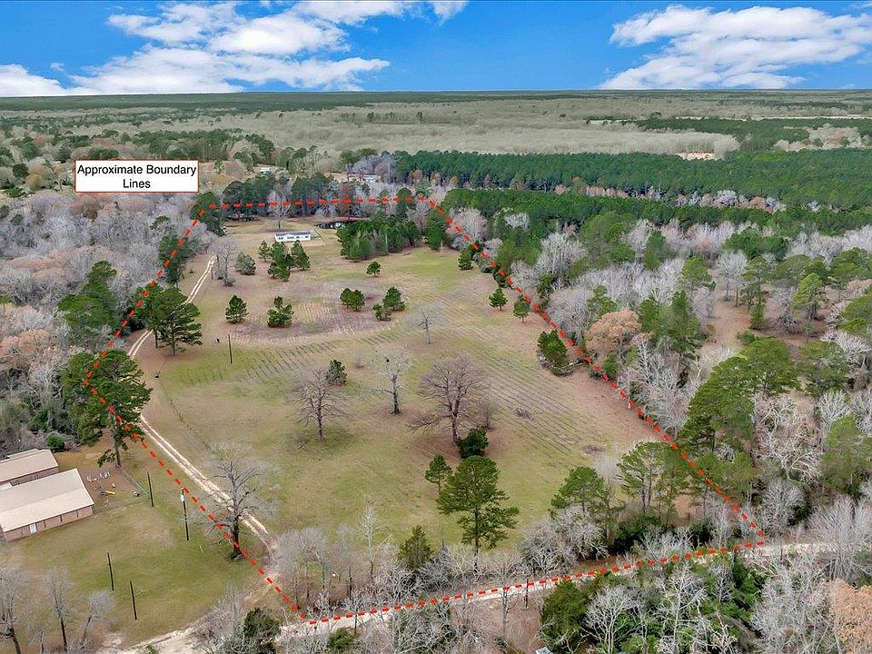 1st image of 604 Sand Flat Rd