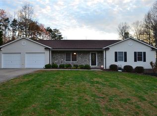 277 Turnwood Ln, Millers Creek, NC 28651
