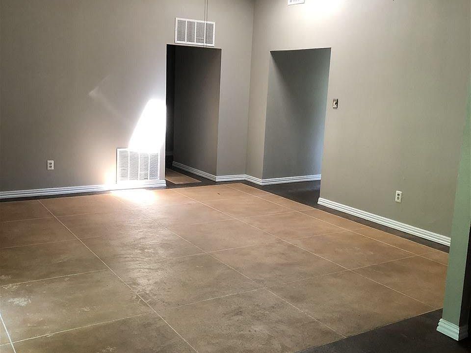 2nd image of 206 Helen Dr