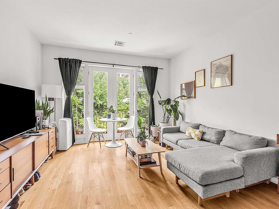 1st image of 146 Clifton Pl APT 3B