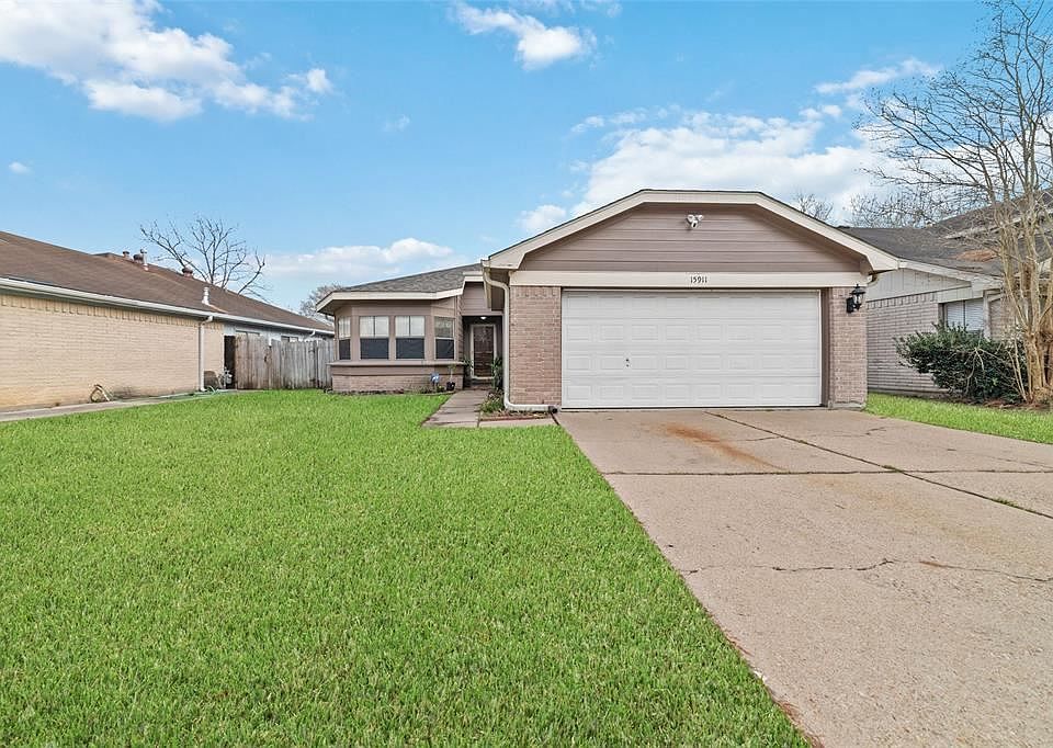 1st image of 15911 Vista Del Mar Dr