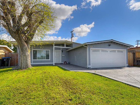 2nd image of 10250 Endfield Way