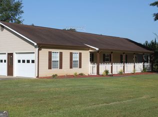 2179 Dolly Harris Rd, Senoia, GA 30276