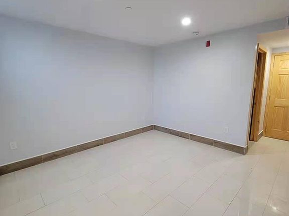 3rd image of 432 N 9th St #1