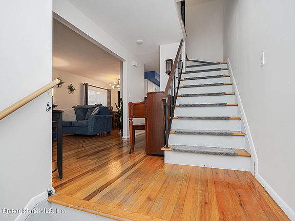 3rd image of 56 Heinz Ave