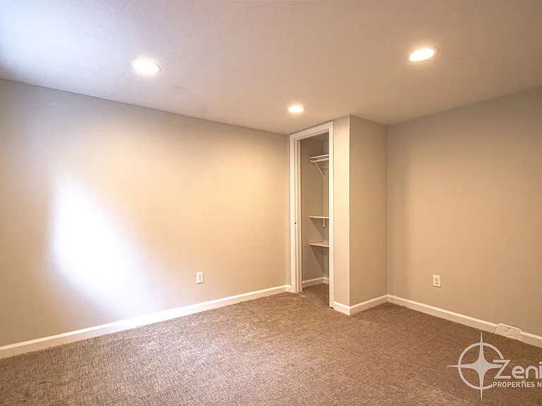 1601 Esther St #1601 — Photo 10
